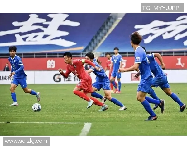 中国足球明星崛起之路：从青训到国际赛场的传奇故事